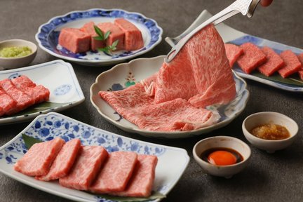Umeda Yakiniku Gang Makan Sepuasnya di Yakiniku Gang Cabang Umeda Osaka