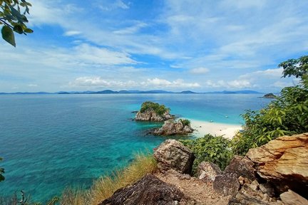 Lawatan Bot Laju ke Phi Phi, Maya & Khai Island oleh PNT (Bertolak dari Phuket)