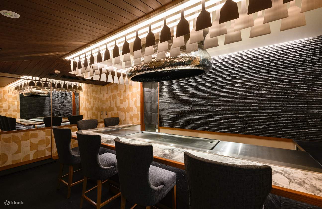Steak Wagyu Akasaka Makan Sepuasnya di Ginza Stage Tokyo