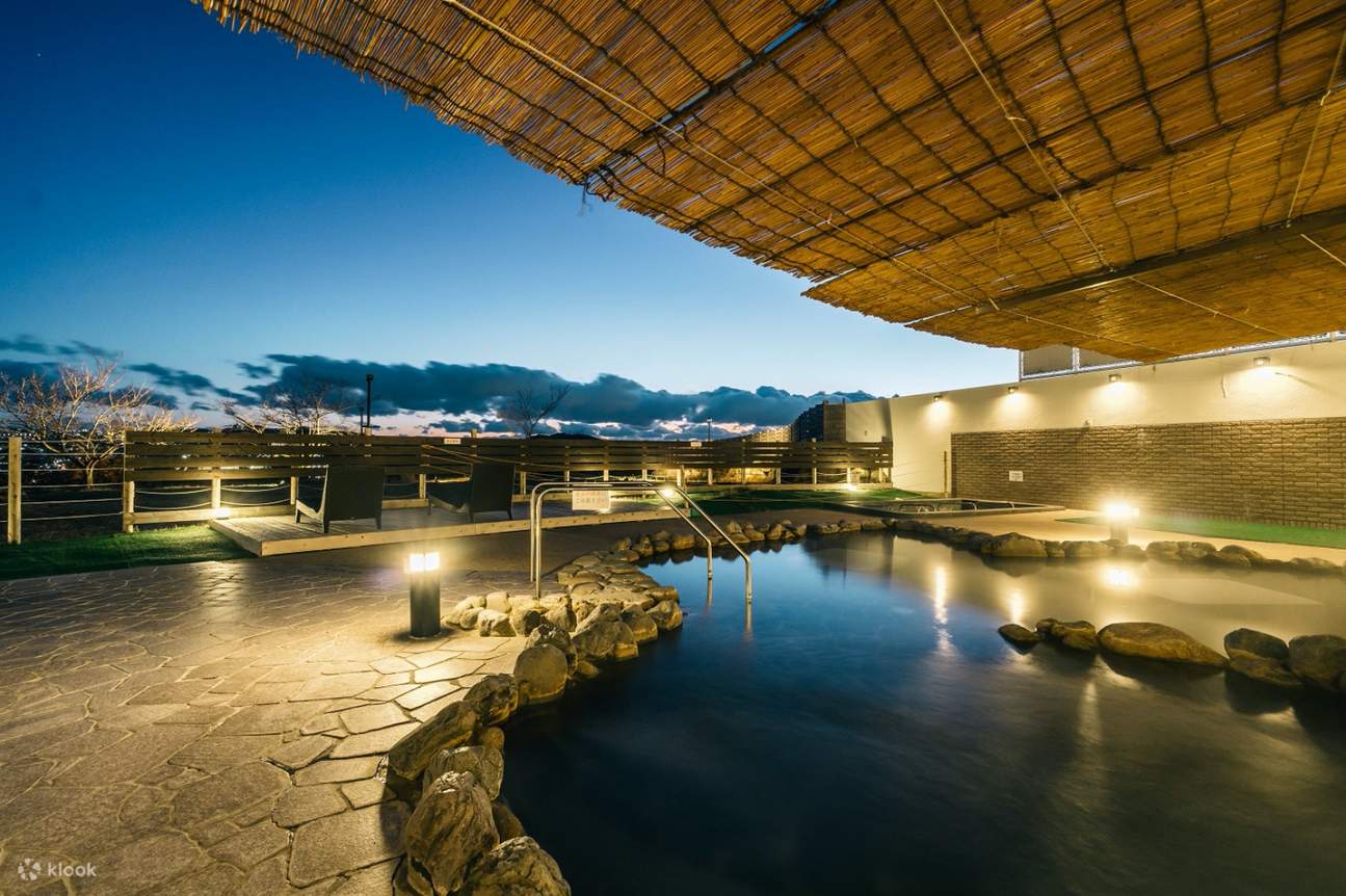 Ginga Hot Spring im Minotani Green Sports Hotel